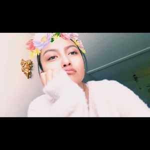 Meet your Posher, Fatima